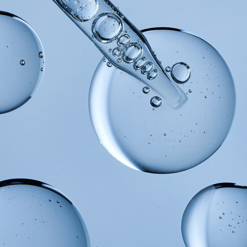 Niacinamide + Hyaluronic Acid