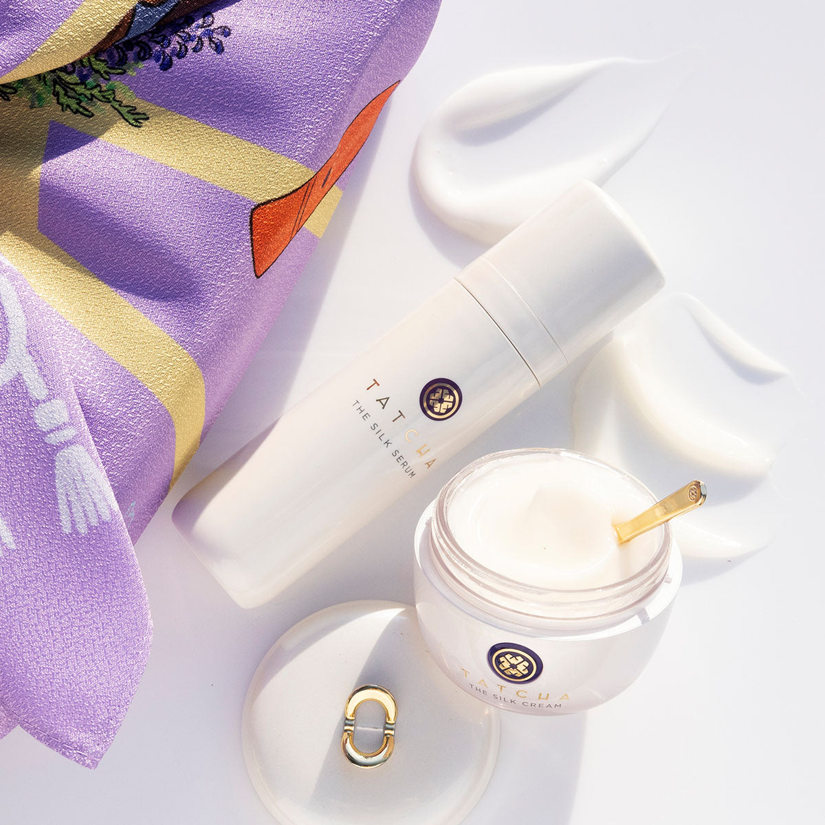 TAT25_Holiday_HOL-PP32_Silk-Firming-Set_1200x1200_5_AF_1.jpg